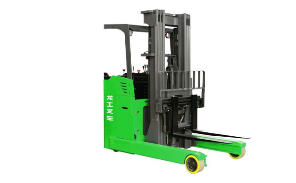 龙工甘肃叉车与环保同行：构建绿色物流新纪元